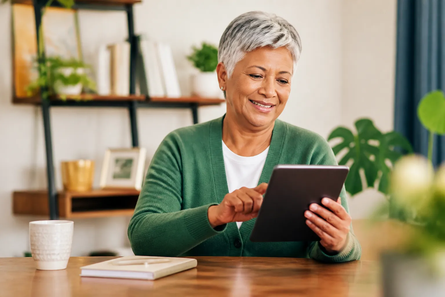 Como Adultos Aprendem a Ler e Escrever com App Moderno